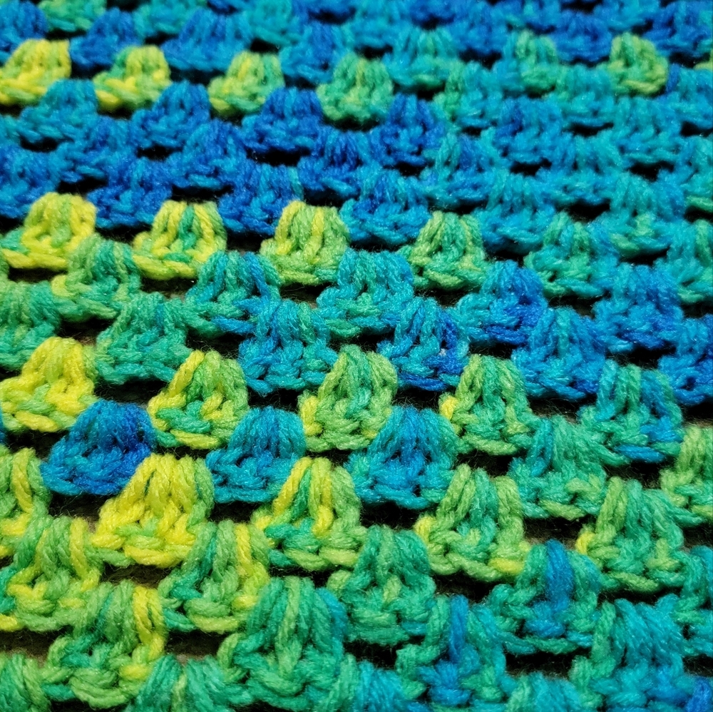 Handcrafted Crochet Afghan 48"x48" Blue Green Yellow Verigated Spiral pattern - Picture 6 of 10